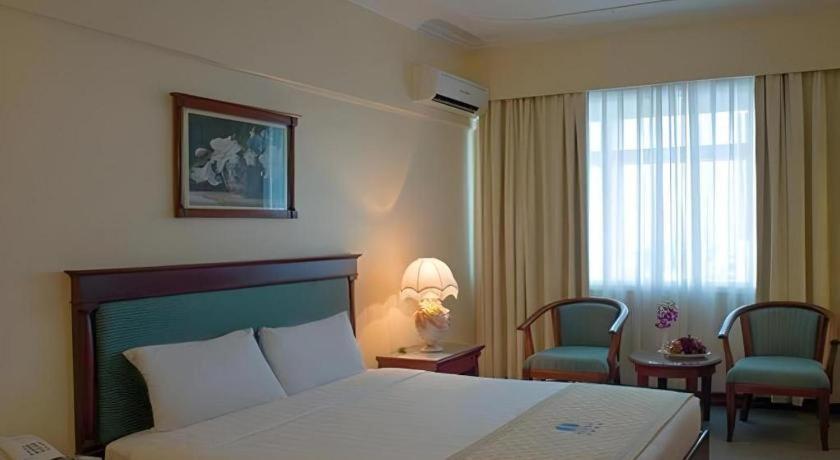 Huu Nghi Hotel Haiphong Exterior foto