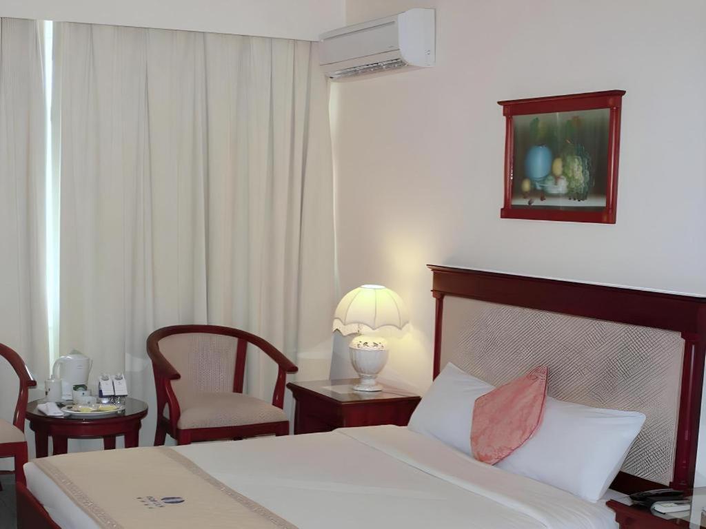 Huu Nghi Hotel Haiphong Exterior foto