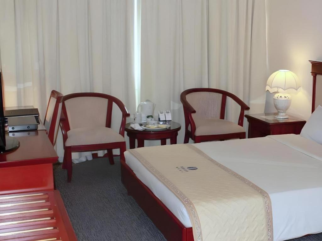 Huu Nghi Hotel Haiphong Exterior foto